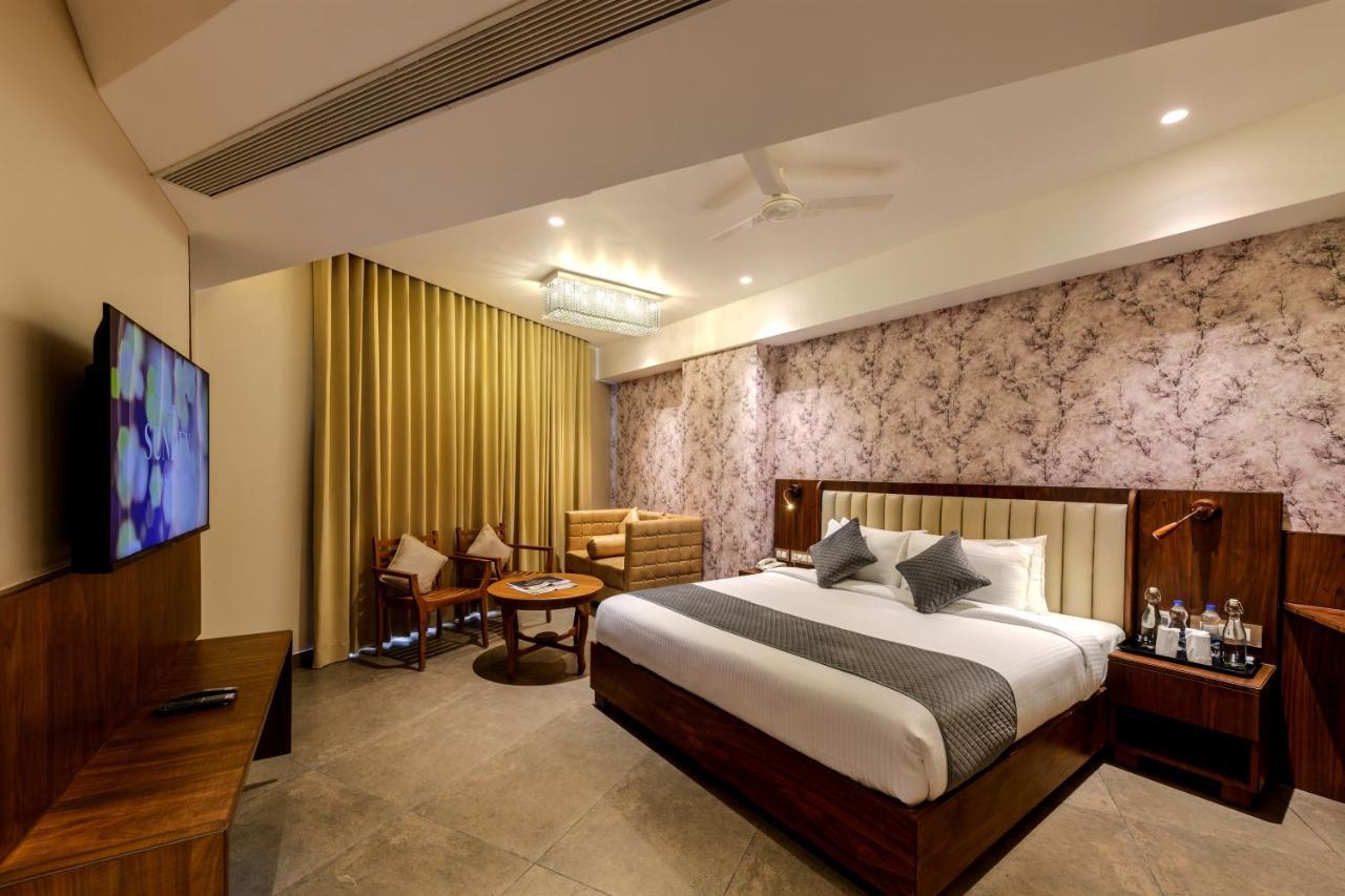 Sundex Hotel Танджавур Экстерьер фото