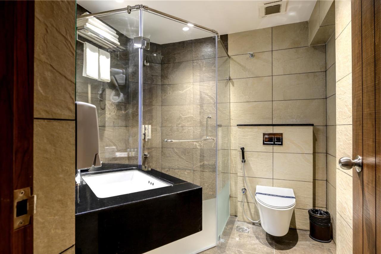 Sundex Hotel Танджавур Экстерьер фото