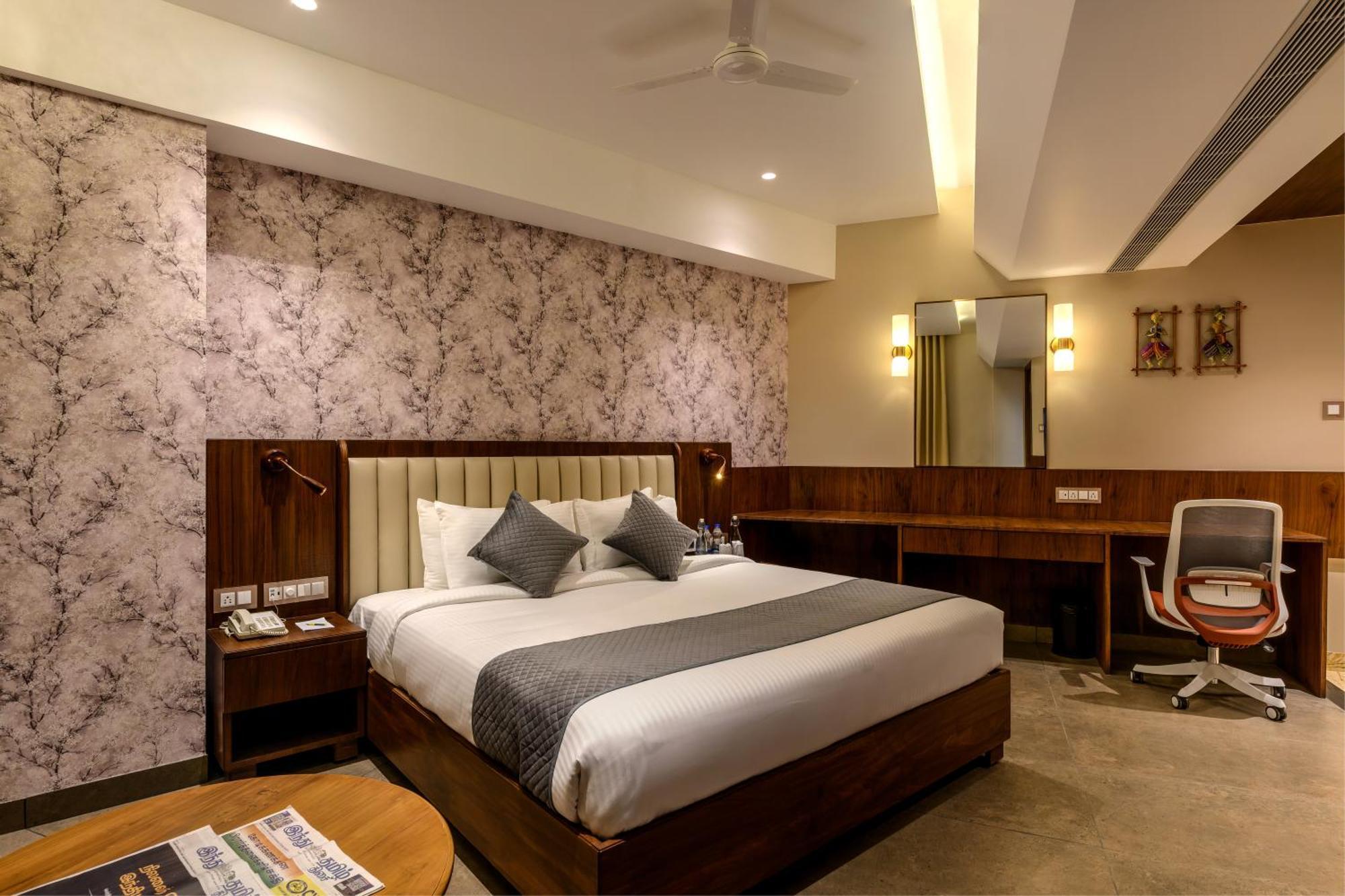 Sundex Hotel Танджавур Экстерьер фото